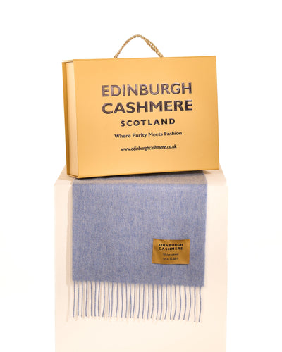 Perfect Presents: Gift Cashmere Scarves for Christmas