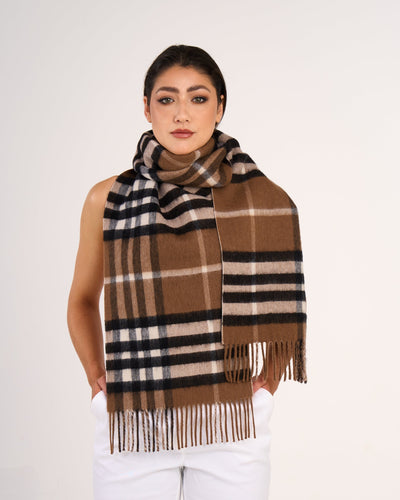 Discover the best Christmas gifts – iconic Scottish wool scarves that blend tradition, luxury, and warmth for the holiday season