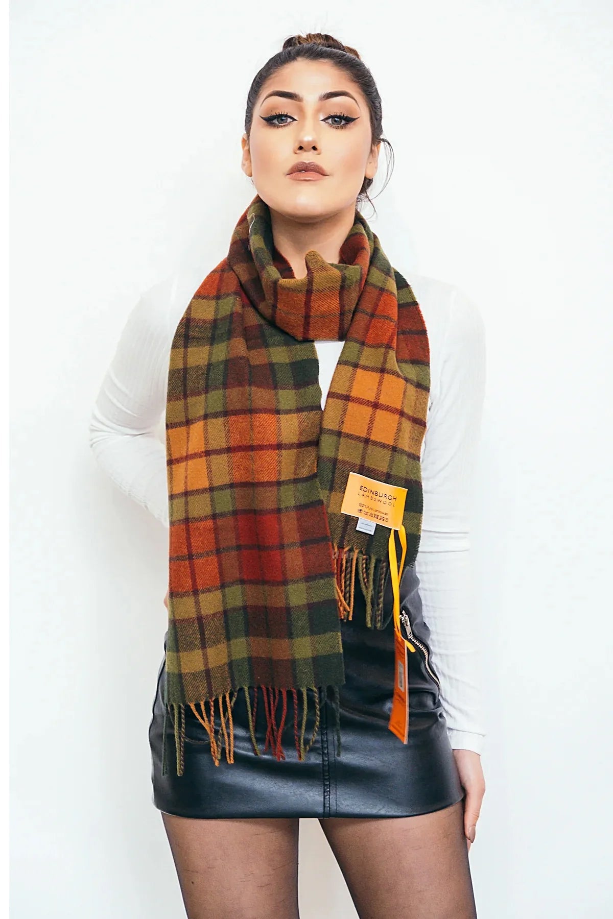 ブキャナン秋 - スコットランド製スカーフ 100% ピュア ラムズウール